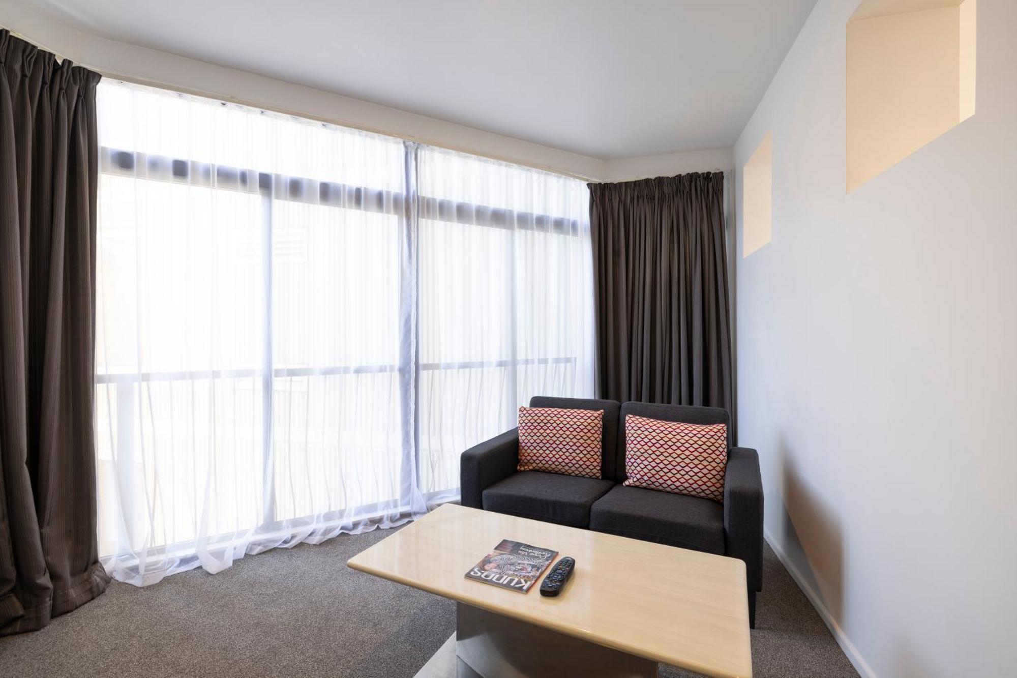 Quest On The Terrace Serviced Apartments Веллінгтон Номер фото